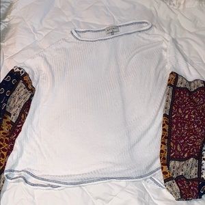 Long sleeve sweater!!! Used only a couple of times
